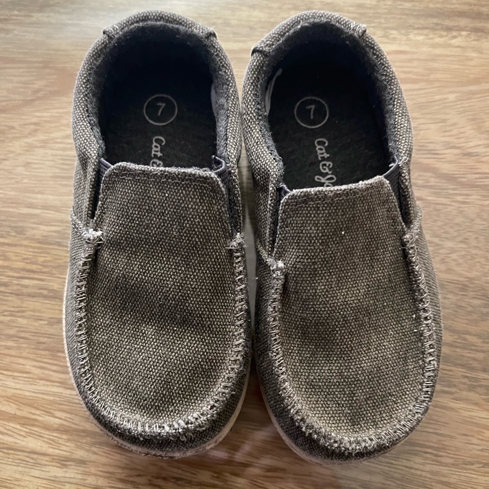 Cat & Jack slip on boy shoes size 7